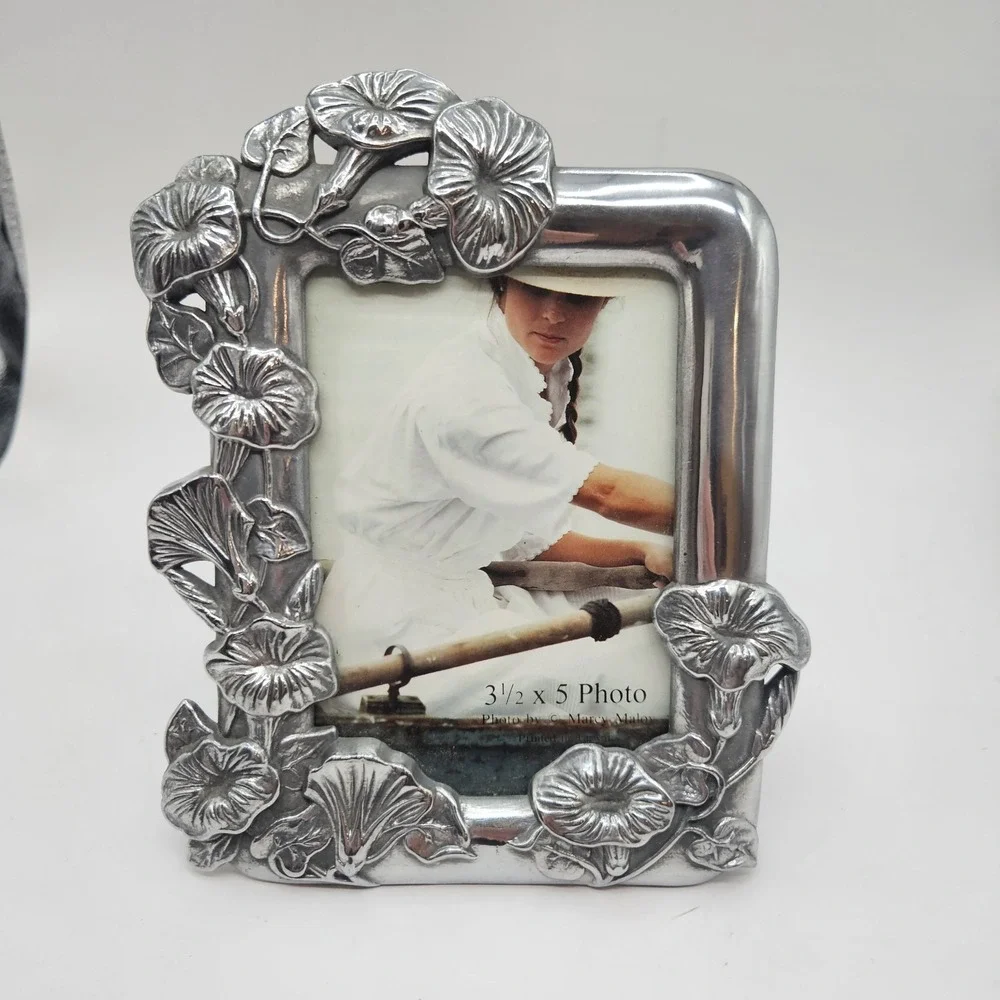 Vintage Floral Picture Frame Morning Glory Pewter Silver Tone Elsa L. Inc 3.5x5